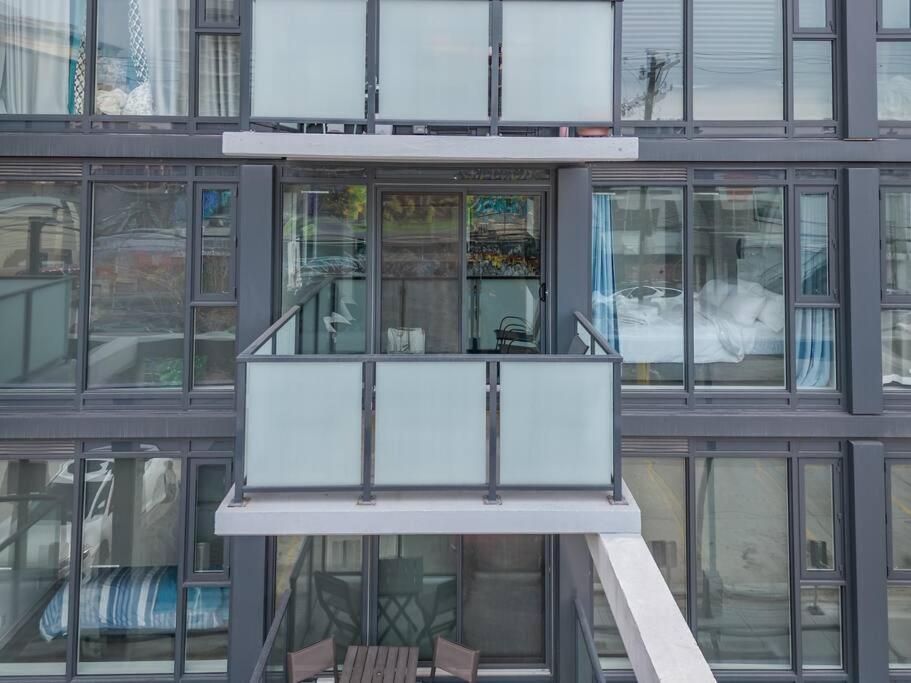 Apartmán Chic 1Br Kensington Unit W/Parking YYC Exteriér fotografie